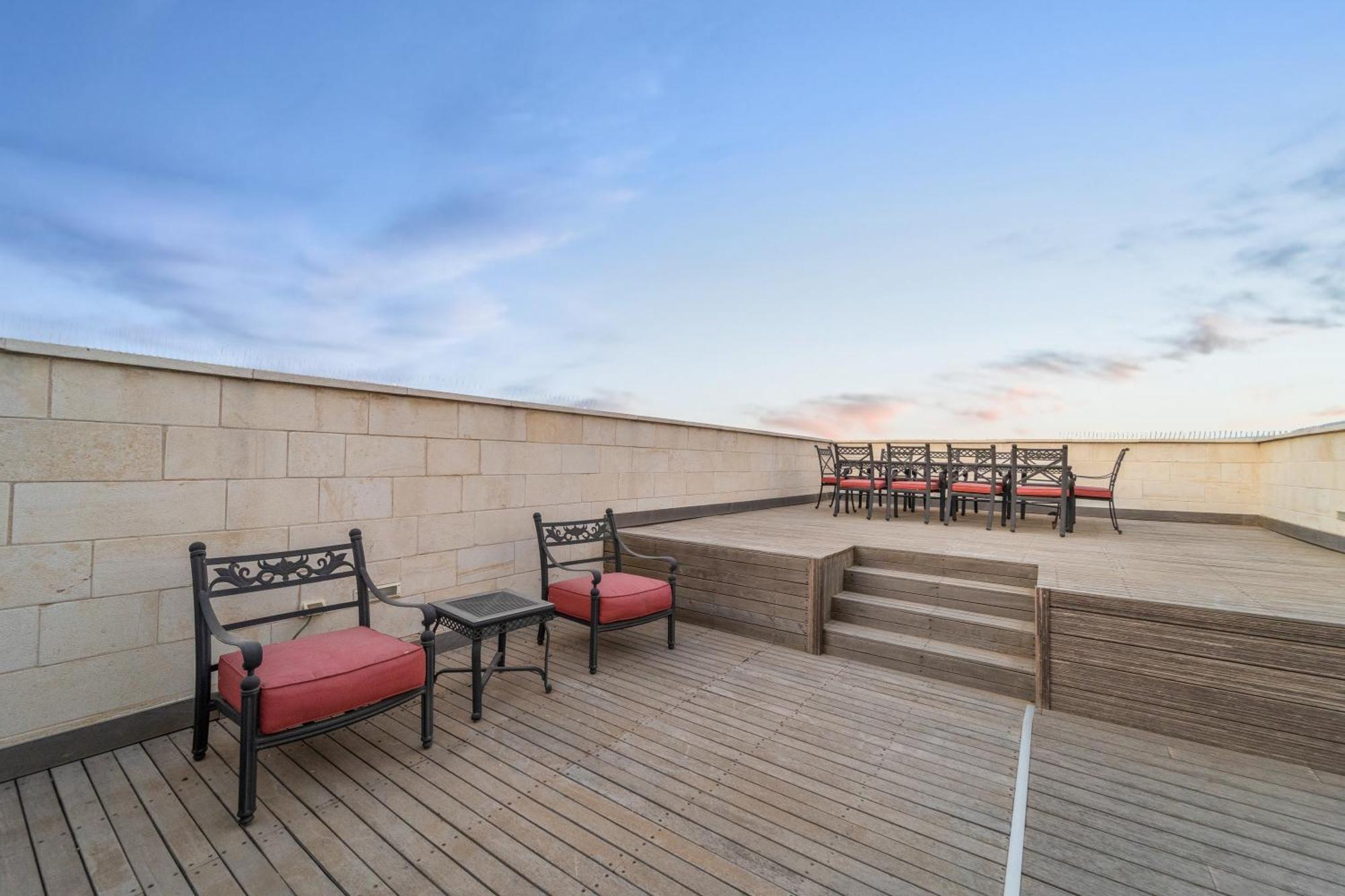 Isrentals Haneviim - Aparthotel In City Center Jeruzalém Exteriér fotografie